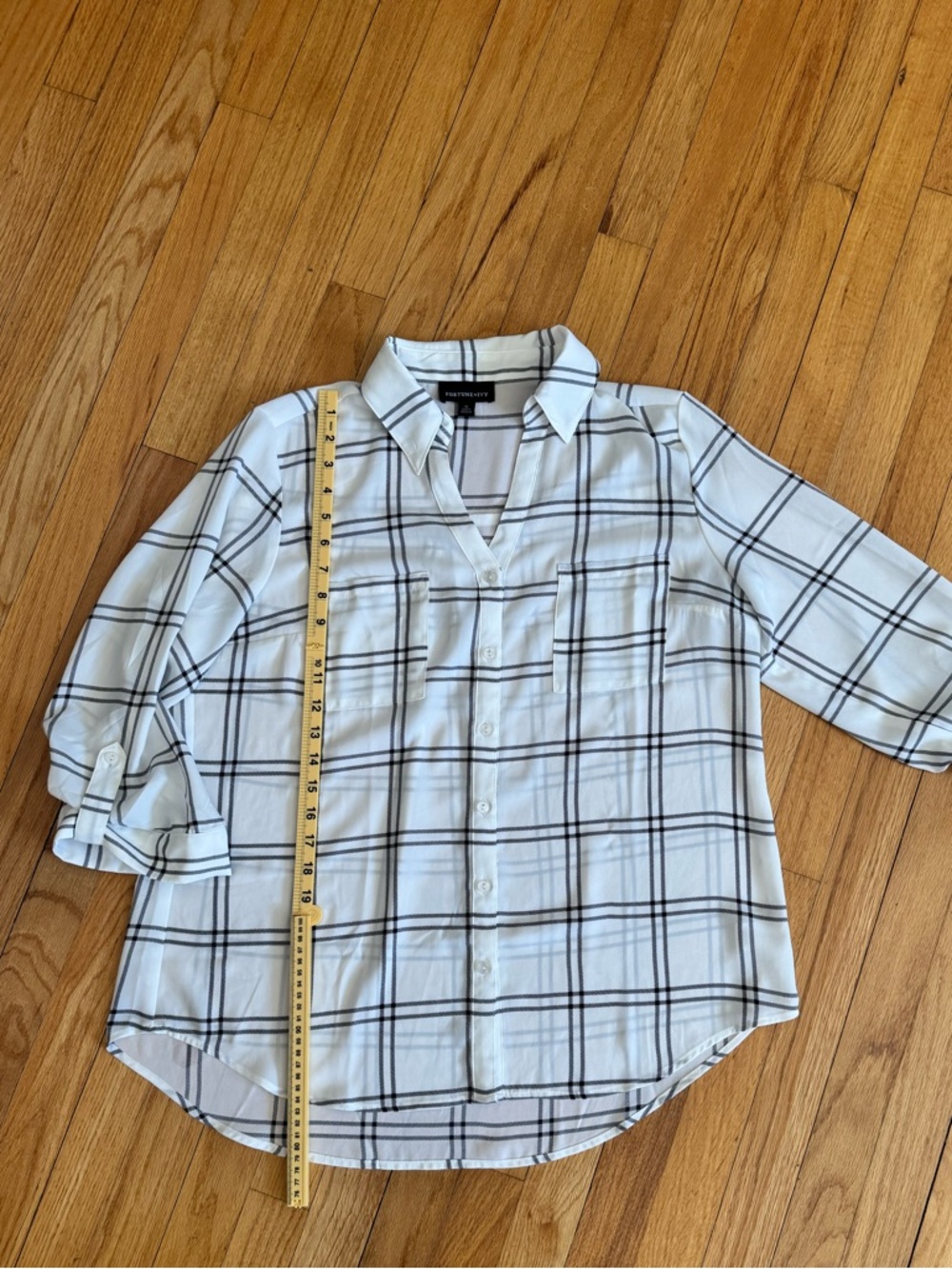 Fortune + Ivy White and Black Plaid Lines Button-Down V neck soft Shirt Size XL - Picture 12 of 14